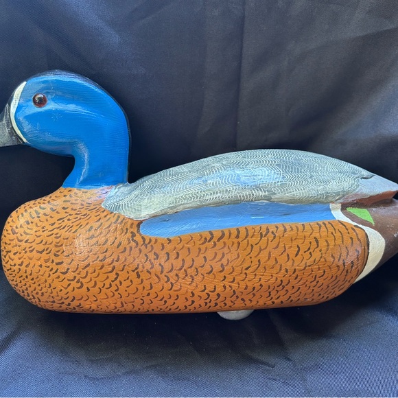 Vintage Handcrafted Wooden Duck Decoy - Picture 2 of 7